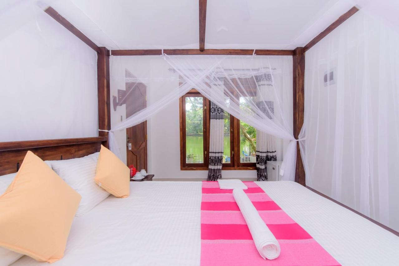 Scenery River Star Hotel Хіккадува Екстер'єр фото