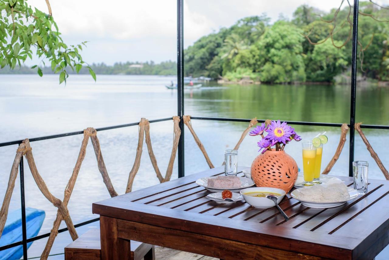 Scenery River Star Hotel Хіккадува Екстер'єр фото